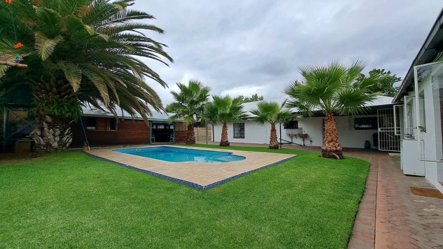 5 Bedroom Property for Sale in Hospitaalpark Free State